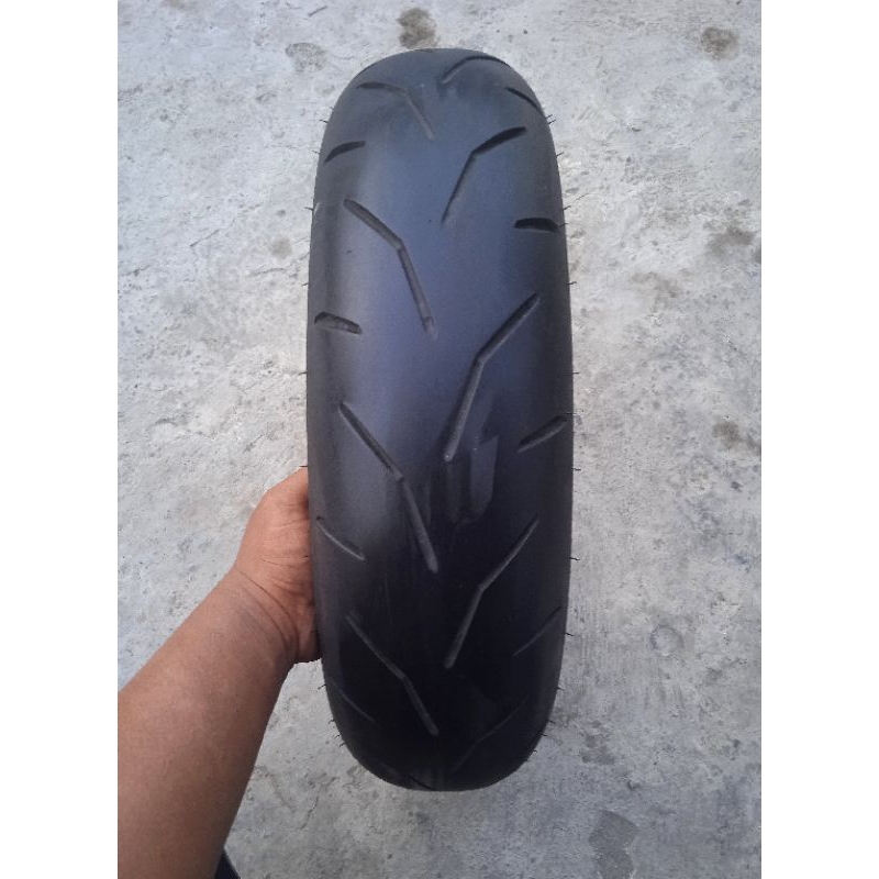 ban belakang aerox ori ukuran 140/70/14 tubless.