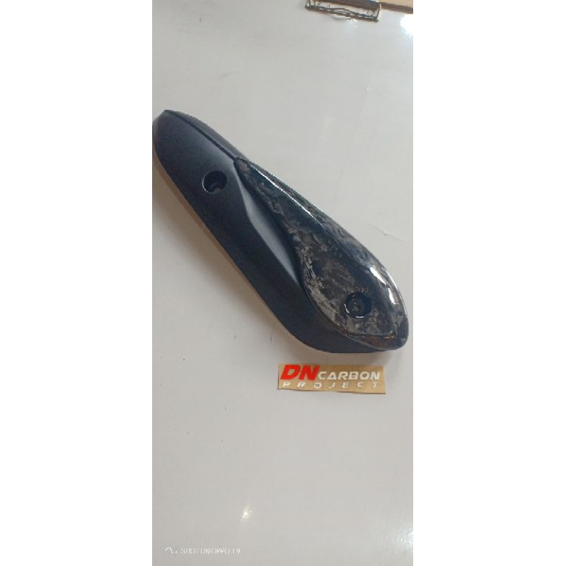 GARNISH COVER TUTUP KNALPOT BEAT POP K61 CARBON FORGED ORIGINAL