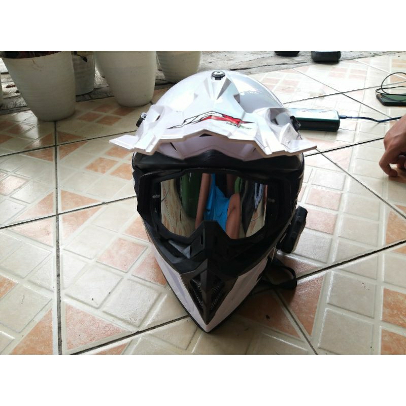 Helm JPX FOX 1