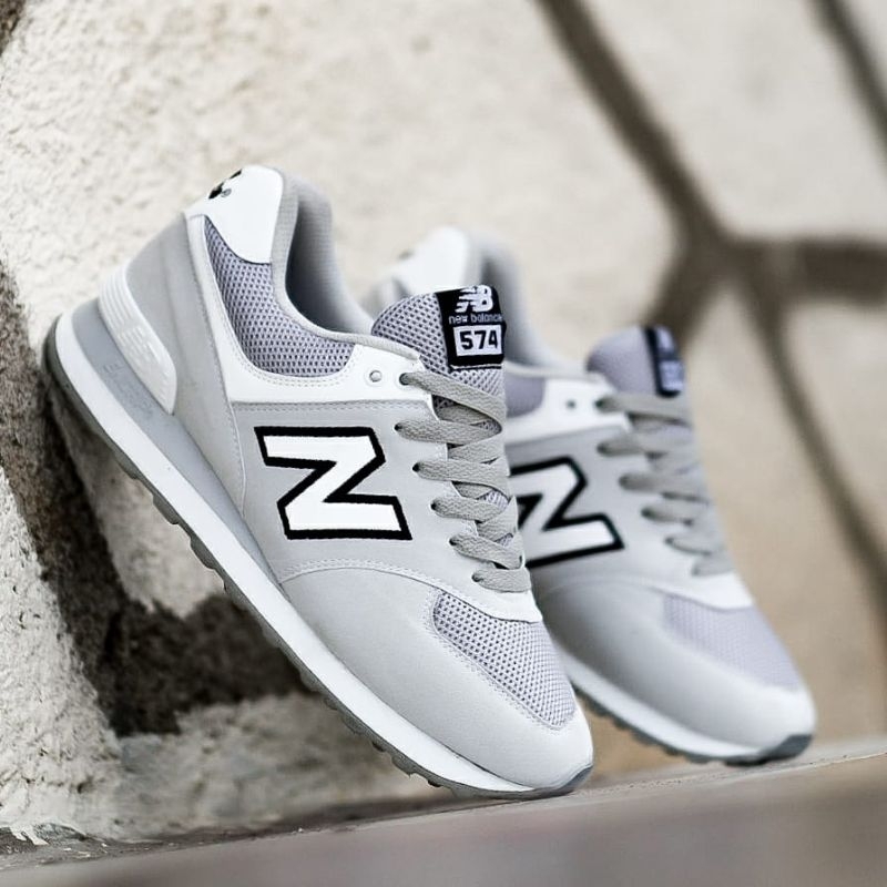 SEPATU NB 574 GREY WHITE BLACK ORIGINAL TERMURAH