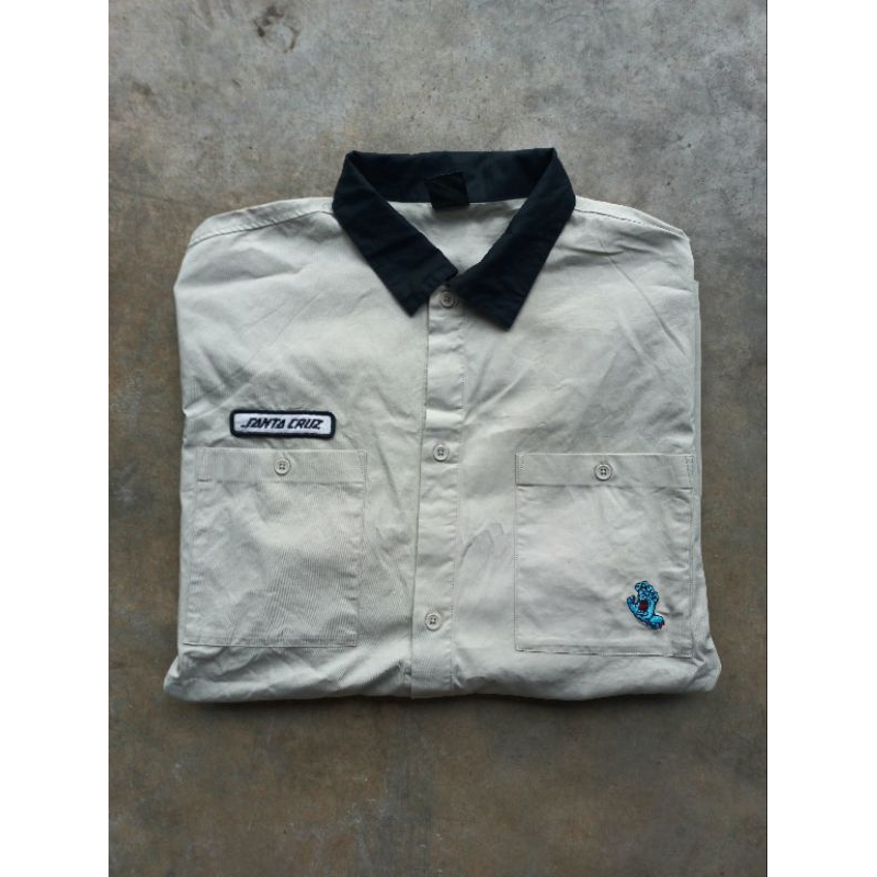 Kemeja Santa Cruz