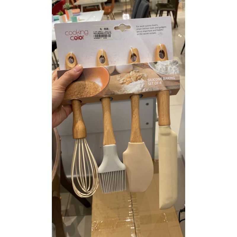 Utensil set informa