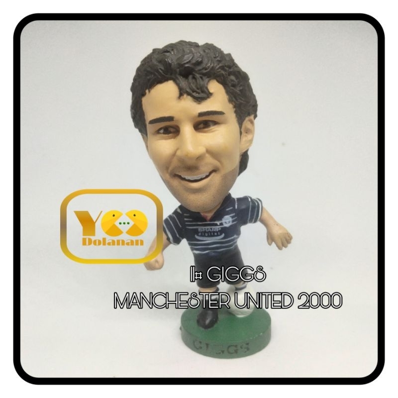 11# GIGGS - MANCHESTER UNITED 2000 CORINTHIAN PROSTARS FIGURE PEMAIN BOLA