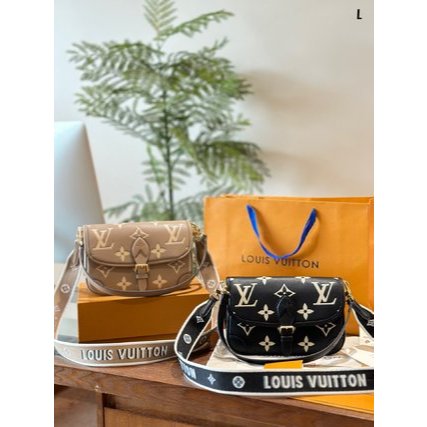 LV new DIANE baguette crossbody bag