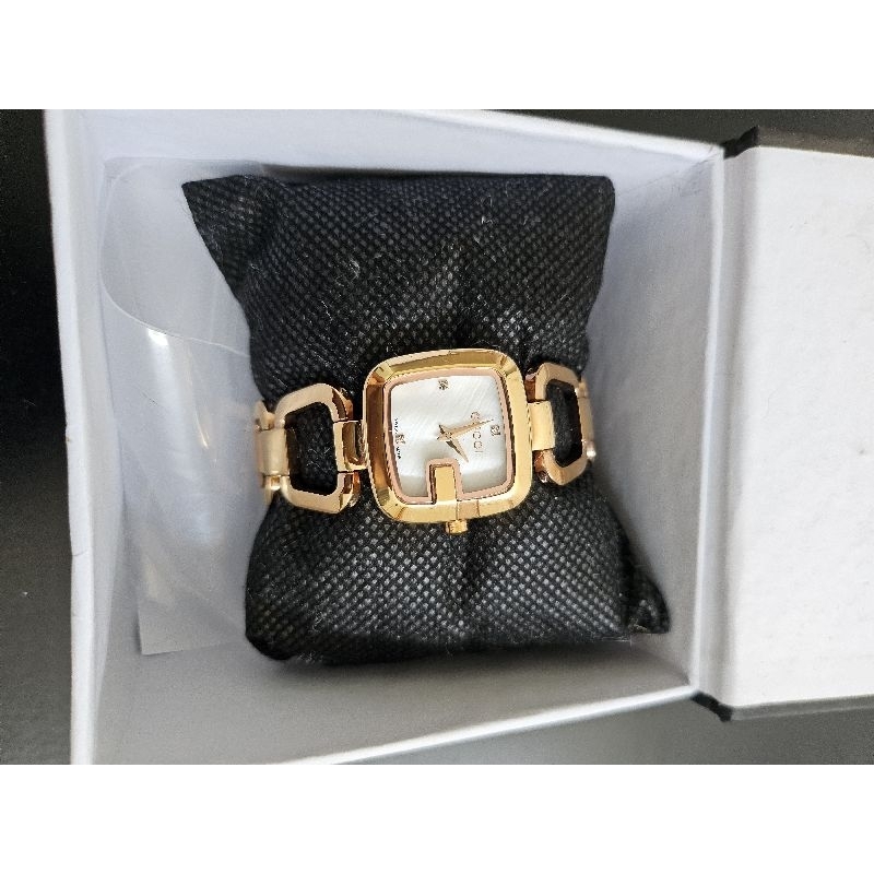 Jam tangan gucci (Preloved)