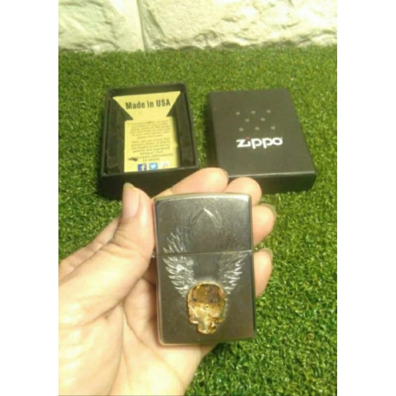 ZIPPO LIGHTER / MANCIS ZIPPO ORIGINAL USA