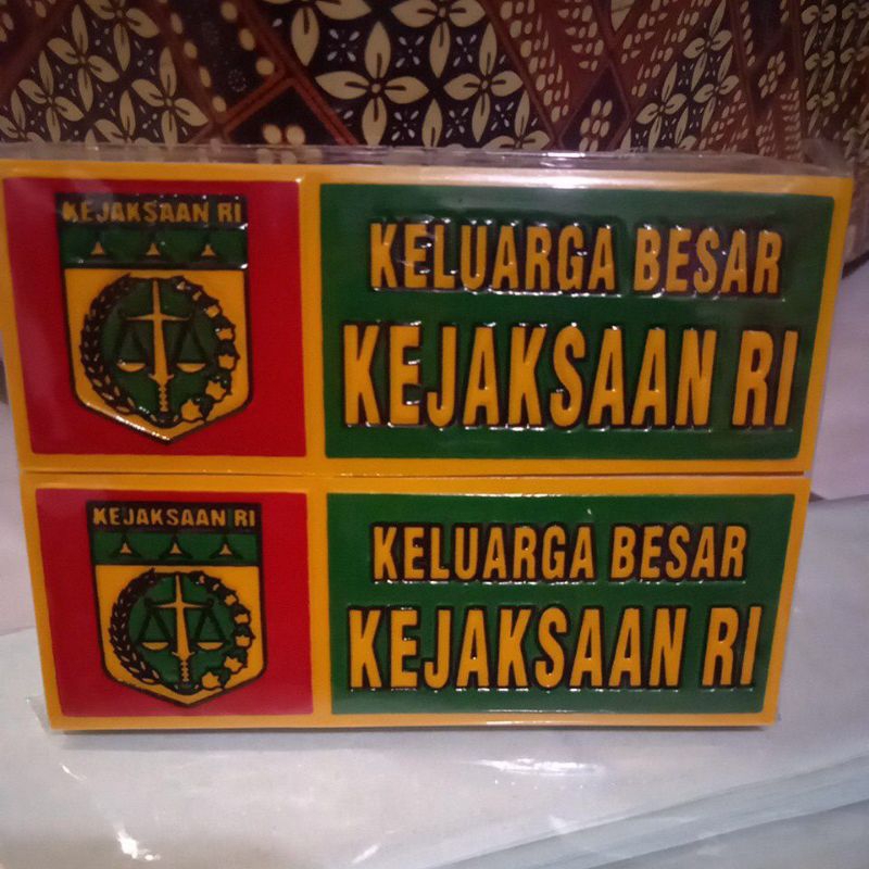 

Stiker embos Nopol Kejaksaan RI