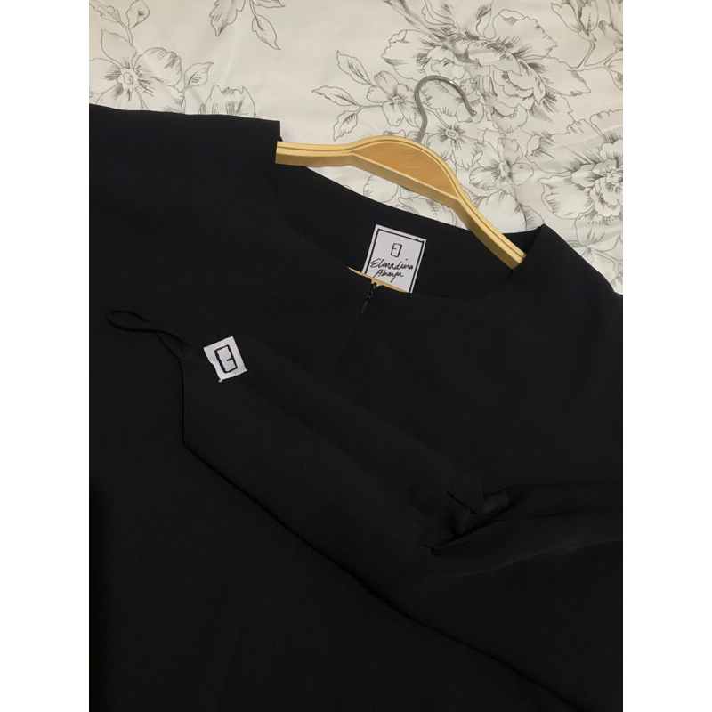 PRELOVED LUNA BLACK XS BY ELMADINA ABAYA