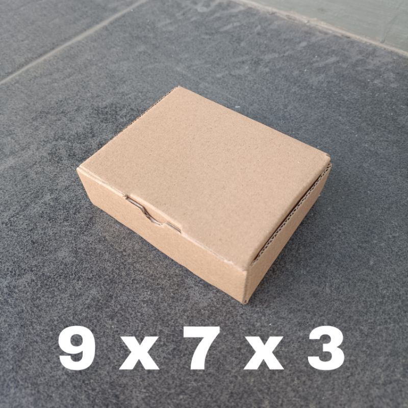 

9x7x3 box karton serbaguna