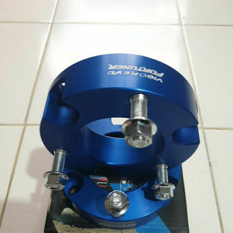 LIFT KIT peniggi suspensi depan hilux revo/vigo/rocco 3cm