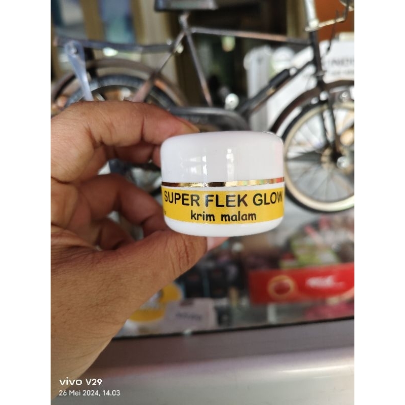 SUPER FLEK GLOW MALAM / KRIM MALAM FLEK / KRIM FLEK / KRIM MALAM / KRIM JERAWAT
