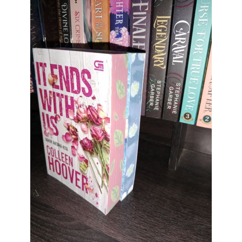 PRELOVED SET It Ends With Us dan It Starts With Us Colleen Hoover