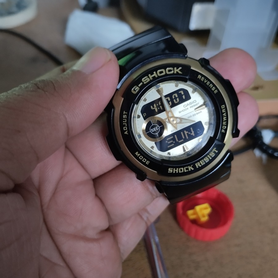 G Shock G 300 9A original second