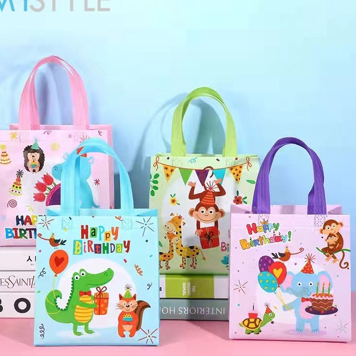 

Diskon Harian MYSTYLE GOODIE BAG DX23 1 LUSIN WARNA MIX BERMACAM MACAM KARAKTER LUCU ULANG TAHUN HAPPY BIRTHDAY TAS KARUNG PLASTIK SOUVENIR