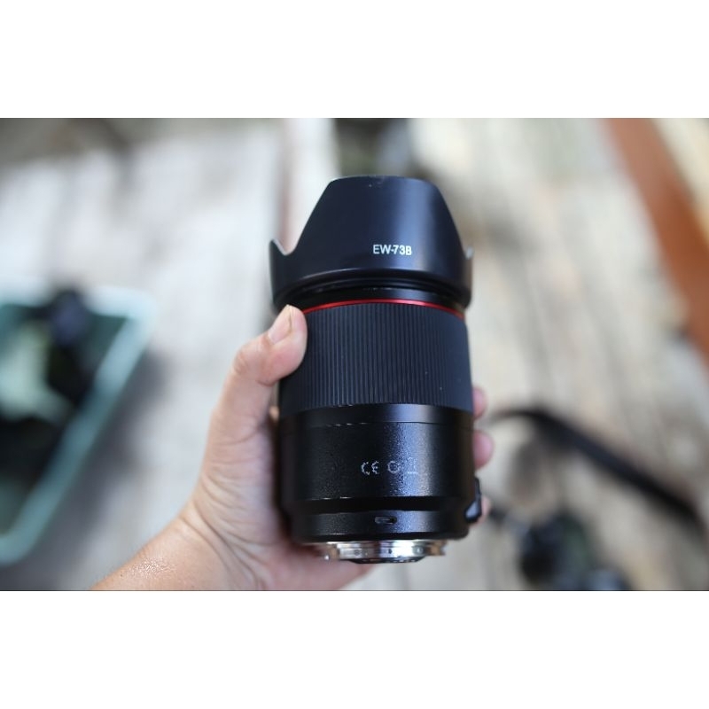 canon 35mm F 1.4 Yongnuo