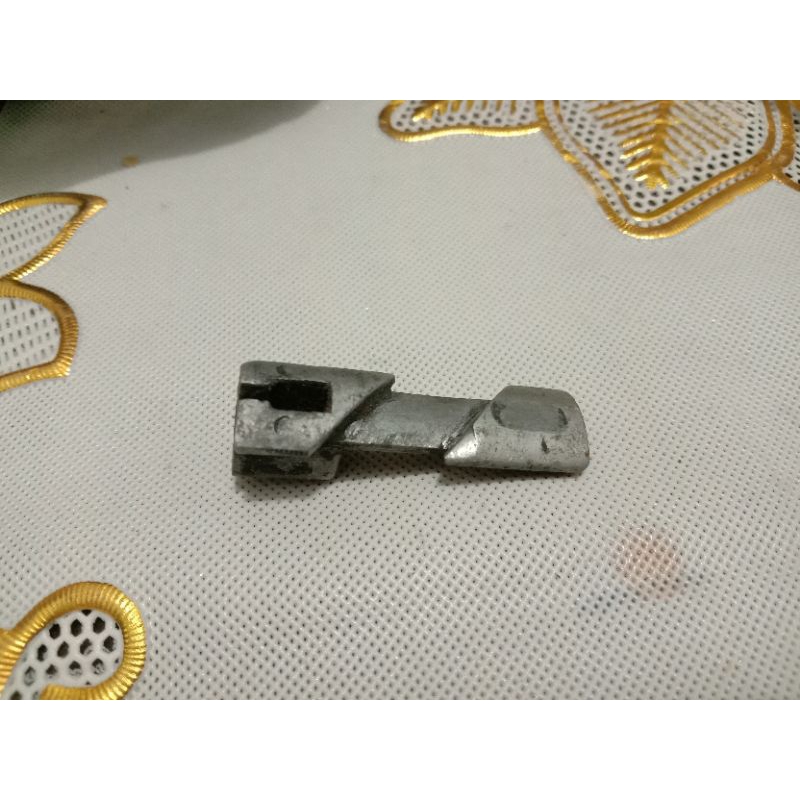 Lidah Gas Honda C50 C70 C90 Pispot Original