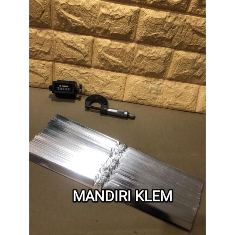 

klem kalender 32 cm/seng jepit kalender