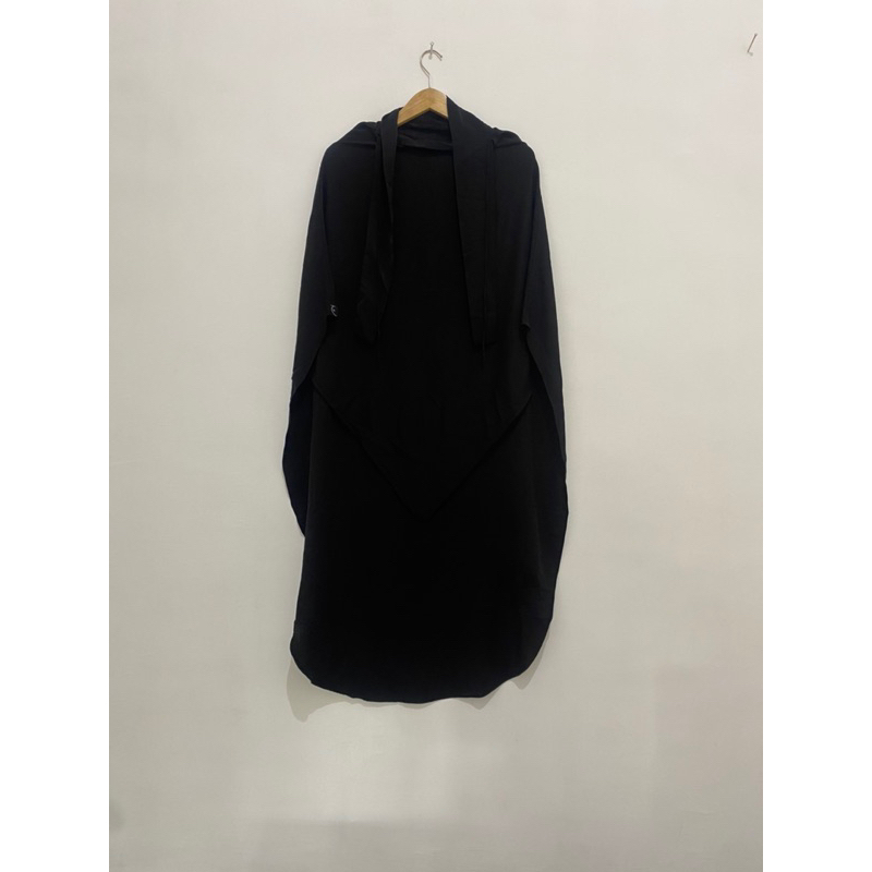 PRELOVED fk short basic aljenna