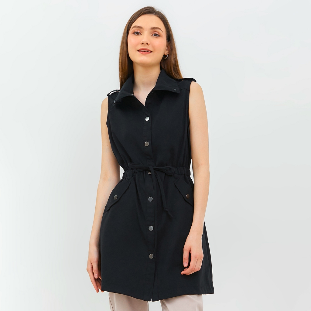 GRAPHIS Metamorph Sleeveless Outer - Black