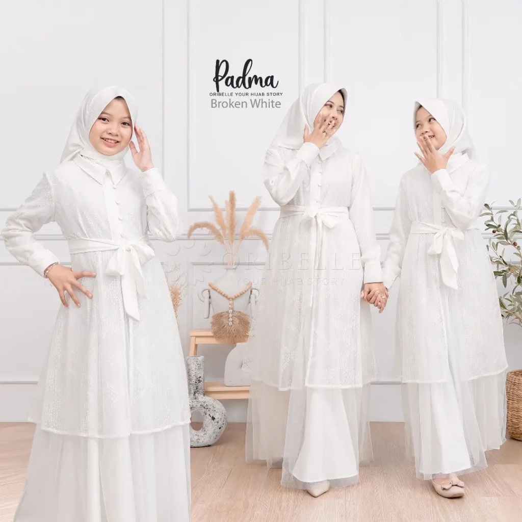 Padma syari+Hijab Bahan : cringkle mix brokat Malika +tile Gamis Anak Remaja Muslim Kekinian