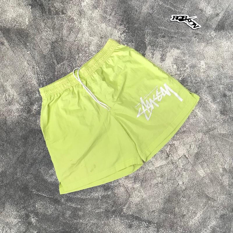 Celana pendek Nike x Stussy