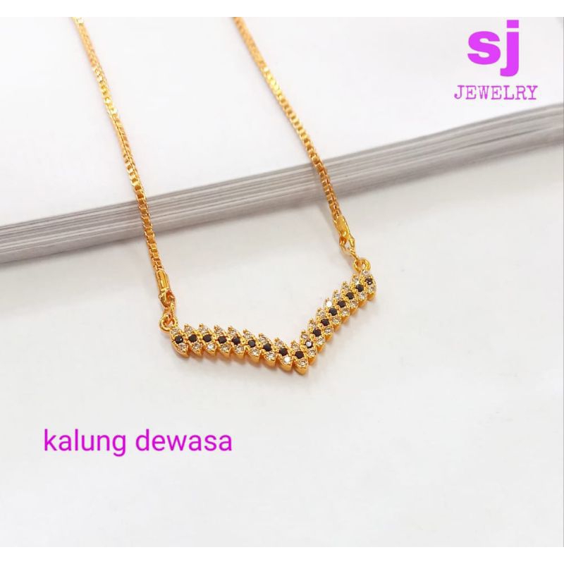 KALUNG FUJI LAPIS EMAS KOMBINASI PERMATA