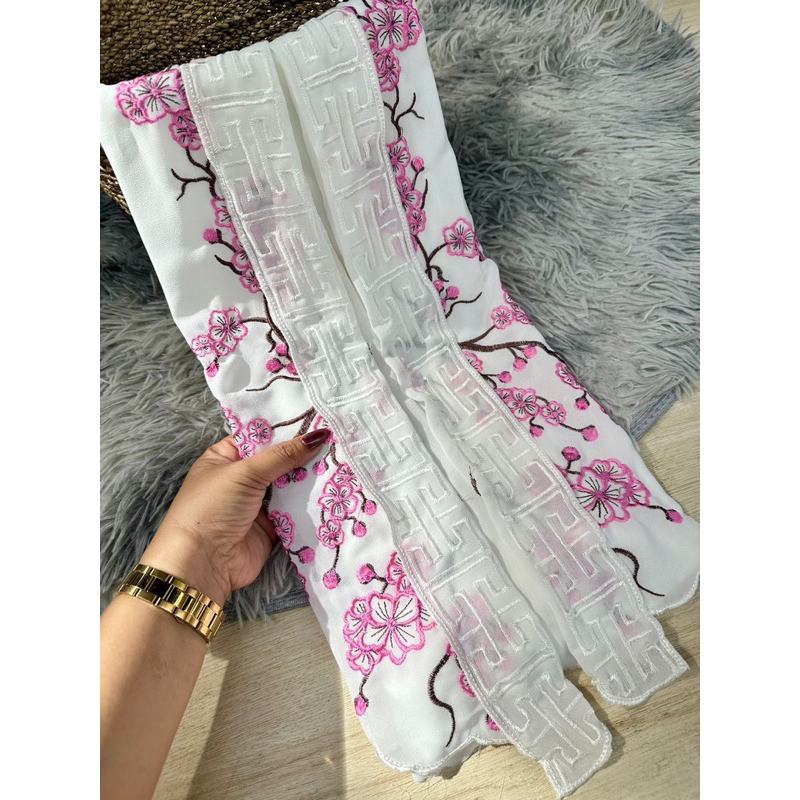 kebaya santili metalik