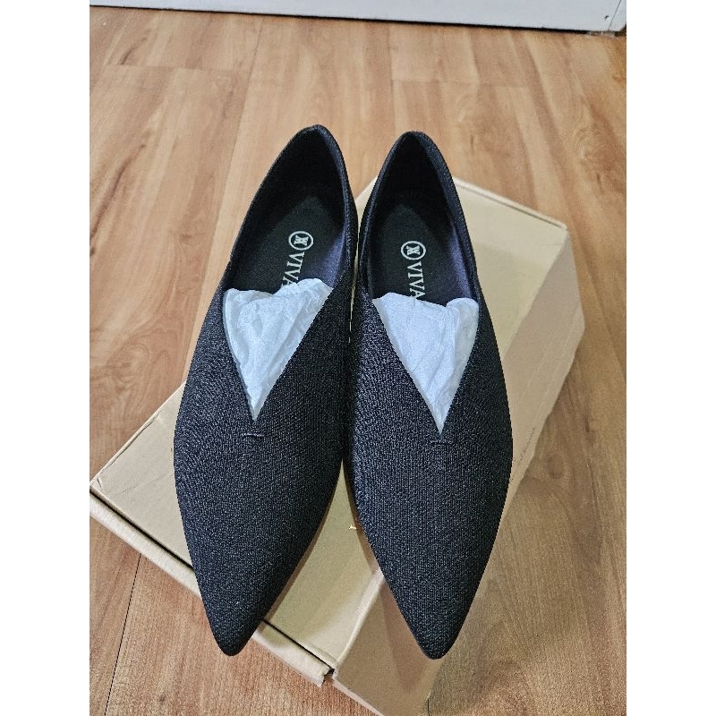Vivaia Flat Shoes
