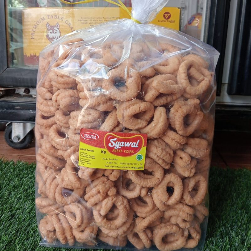 

COD 1 KG AKAR PINANG MANIS CEMILAN AKAR PINANG BULAT GEMOY