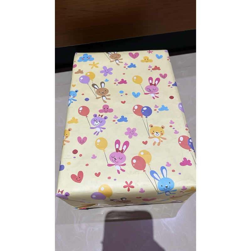 

Paket Hampers by Request Only