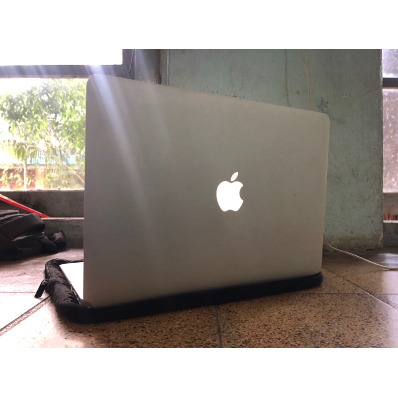 macbook air 2011