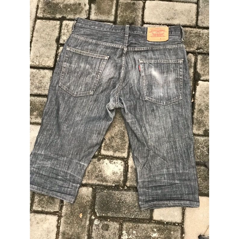 Celana Pendek Levis 505 Second.