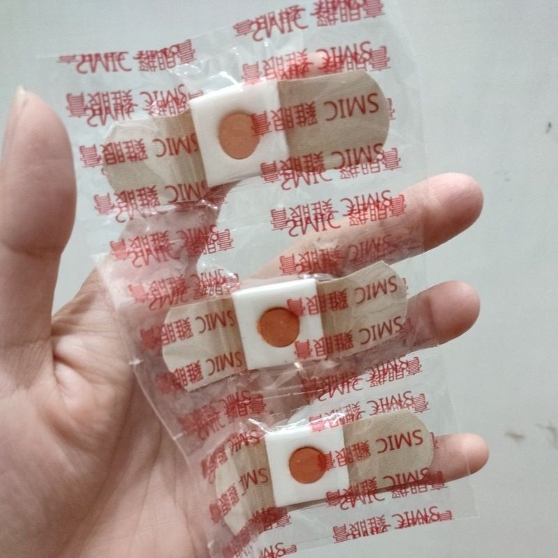 Plester Kutil / Mata Ikan / Kapalan Box isi 6 plester