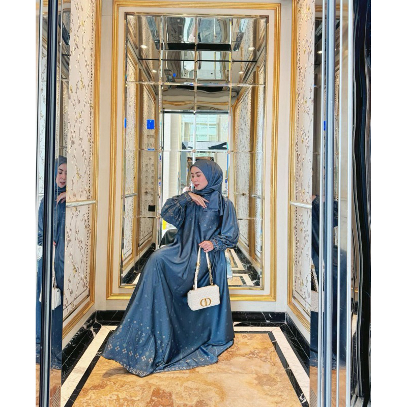 Miranda dress by yarashima