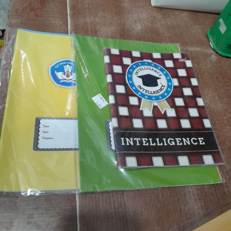 

BUKU SAMPUL WARNA KUARTO DAN BOXY ISI 8 WARNA SAMPUL BUKU KUARTO DAN BOXY