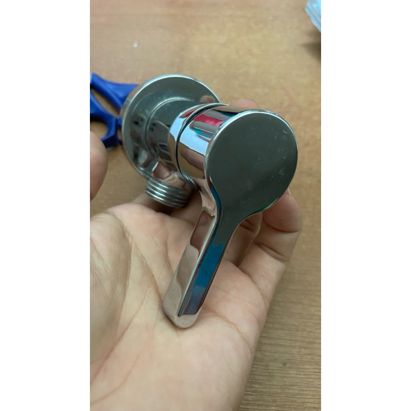 Kran Shower Mandi Toto Air Dingin / Kran Kamar mandi tanpa Selang single