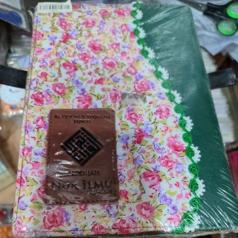 (1pcs) Alquran tas reselting a5 terjemah