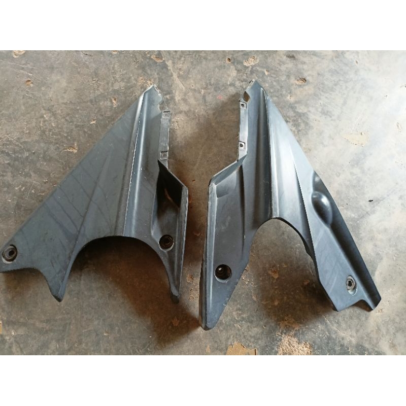 Undercowl R15 V1/V2 UNDERCOWL YAMAHA R15 V1/V2