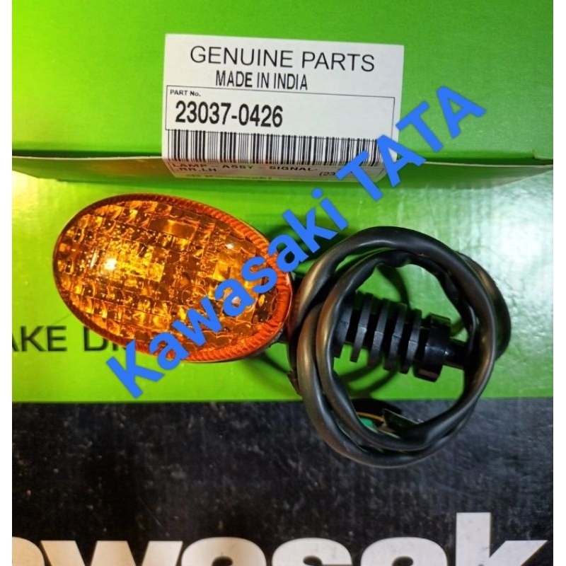 Sen belakang W175 . Original Kawasaki.