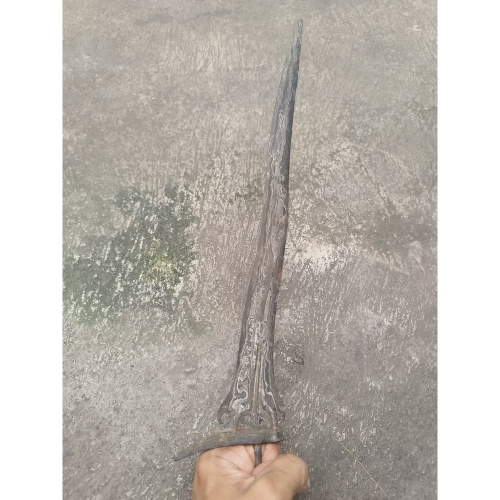 Keris Karno Tanding luk 3 pamor Ngulit Semongko