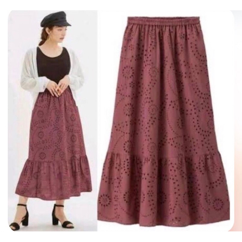 GU eyelet mauve skirt preloved