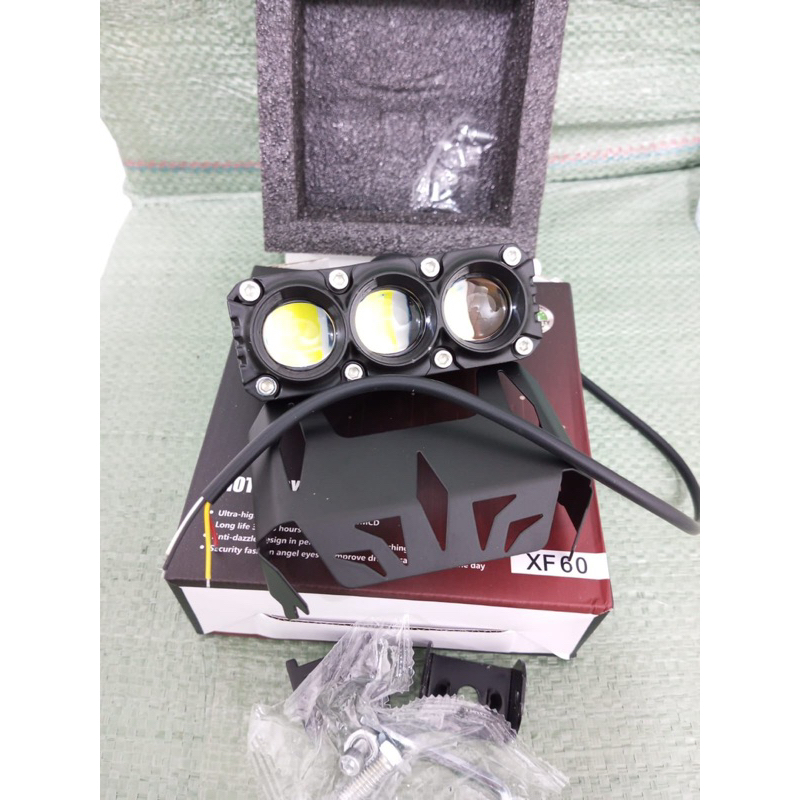 Lampu Tembak LED 3 Mata Kipas