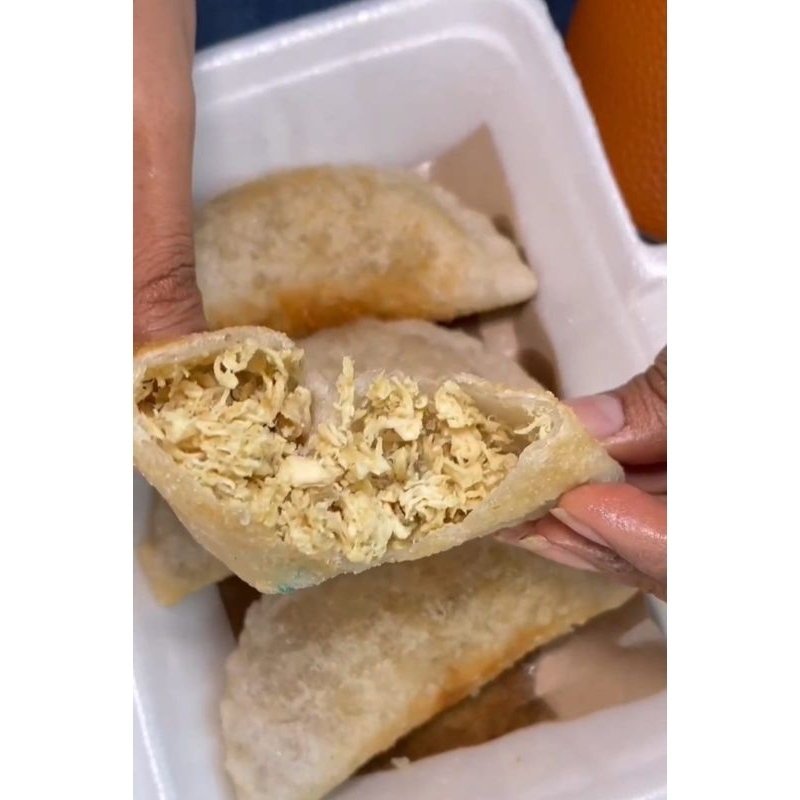 

Cireng Isi Ayam Suwir Gurih *Pengiriman INSTAN harap chat ke toko dahulu*