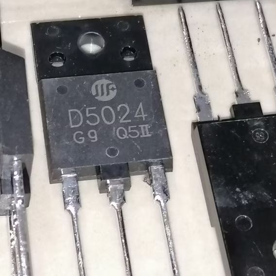 D5024 2SD5024 Besar D 5024 Transistor Horizontal TV Polytron NPN