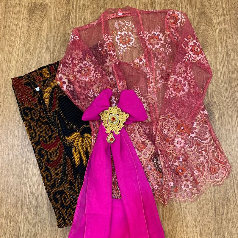 Kebaya| One set Kebaya brukat by creative|pakaian adat Bali wanita| tanya LD ke admin sebelum order