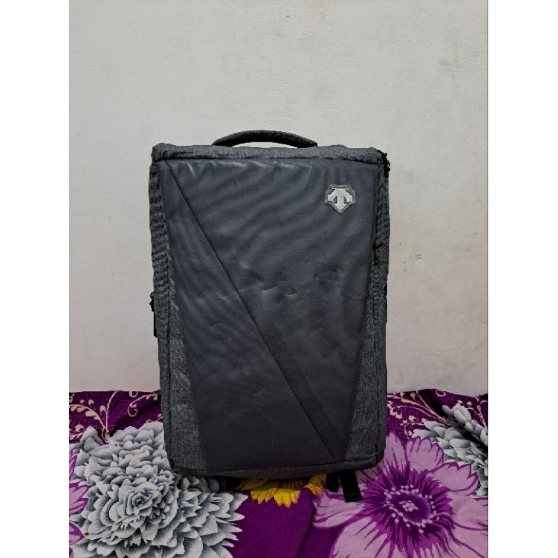 tas ransel pria DESCENTE besar 28L