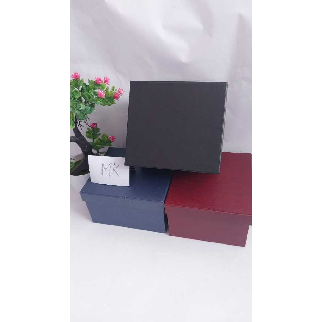 

hardbox/kotak kado/17x15x10/kotak tempat kado / bridesmade box/ kotak lepas/ kotak premium
