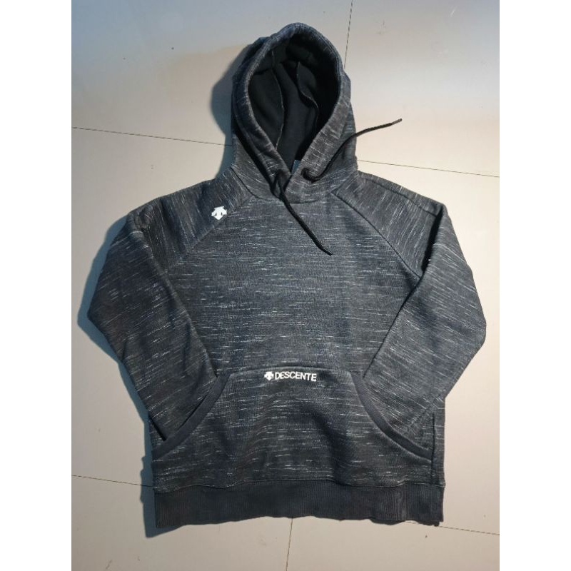Hoodie Descente (Preloved)