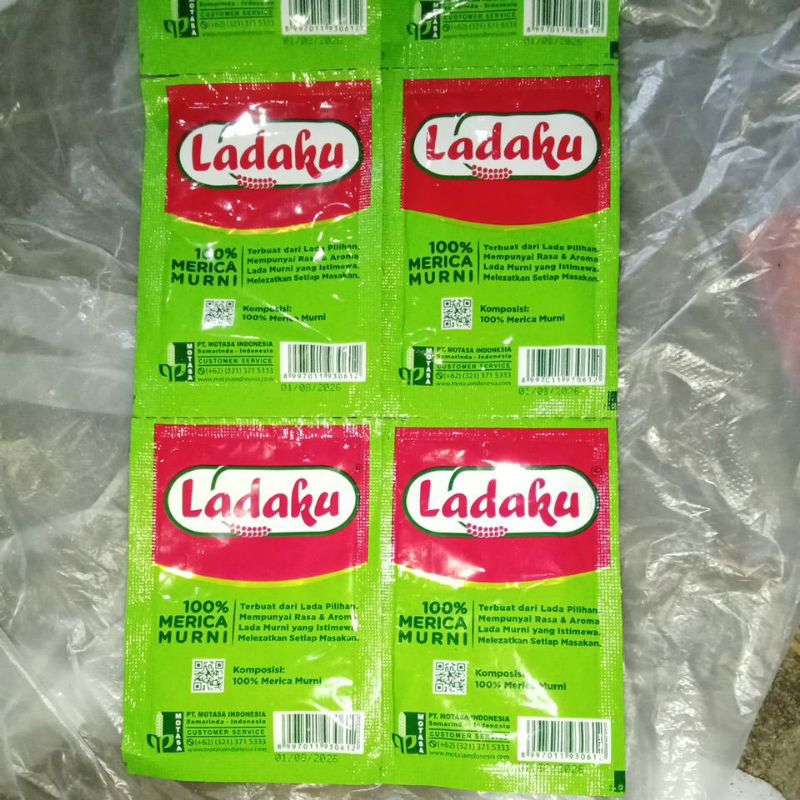

Ladaku Merica Bubuk 1renceng isi 12sachet