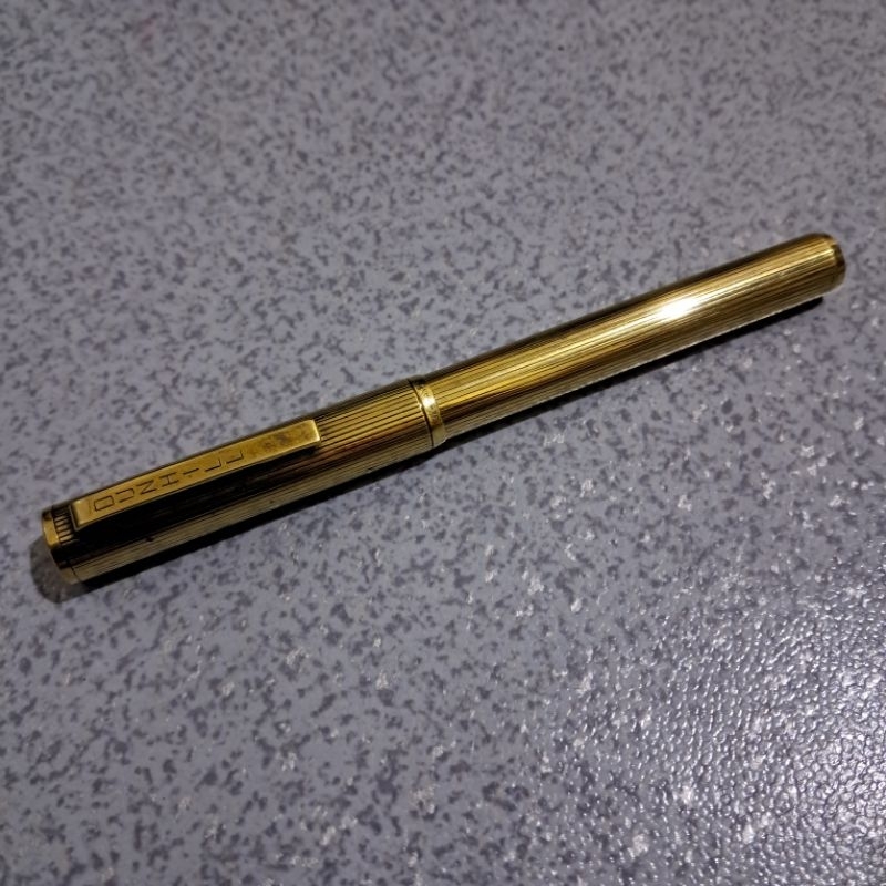 

Pen Dunhill Original authentic Tahun 70 atau 80 an buatan Jerman